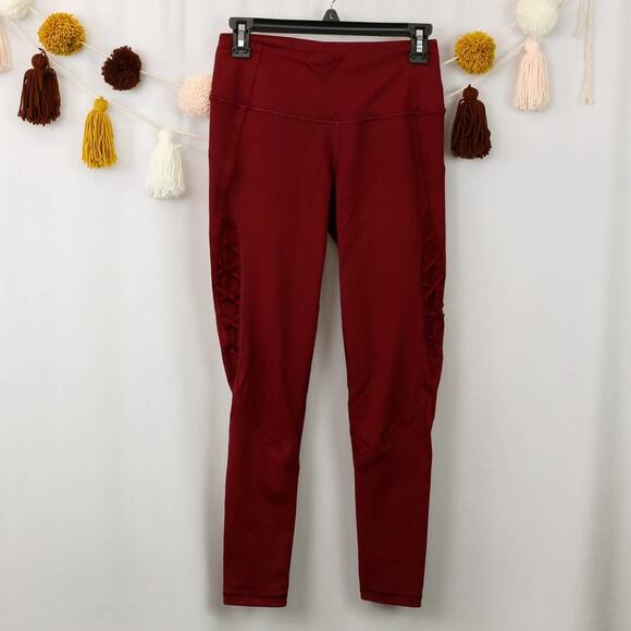 Victoria's Secret Sport Maroon Red Knockout Leggings Mid Rise Size Small - Picture 1 of 5